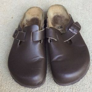 Birkenstock dark brown leather clog